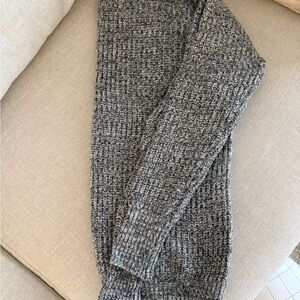 Abercrombie & Fitch Heather Gray Sweater